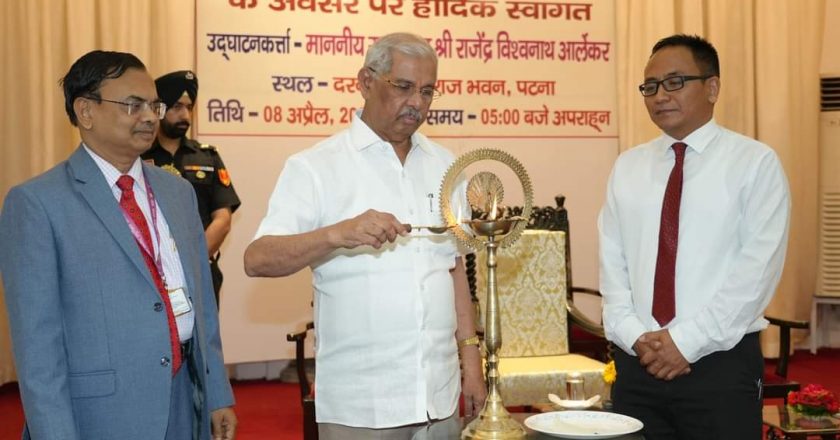 Bharat माननीय राज्यपाल श्री राजेन्द्र विश्वनाथ आर्लेकर ने राजभवन, पटना के दरबार हॉल में ’एक भारत, श्रेष्ठ भारत’ के तहत ओडिशा राज्य के स्थापना दिवस के अवसर पर आयोजित कार्यक्रम में भाग लिया। 